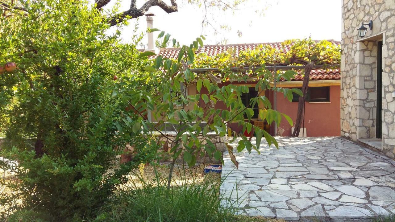 PoulátaThe Stone House-Zacharatos Nikolaos别墅 外观 照片