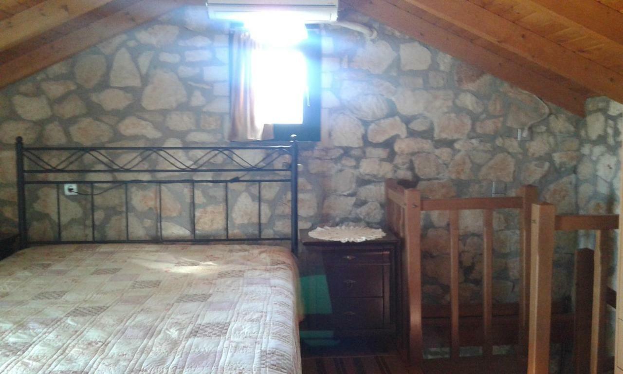 PoulátaThe Stone House-Zacharatos Nikolaos别墅 外观 照片