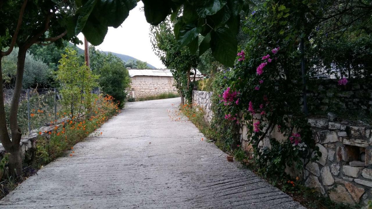 PoulátaThe Stone House-Zacharatos Nikolaos别墅 外观 照片